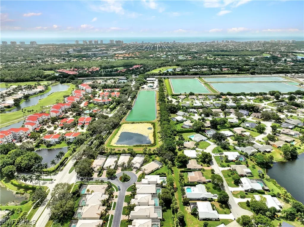 1721 Marsh Run Naples FL 34109