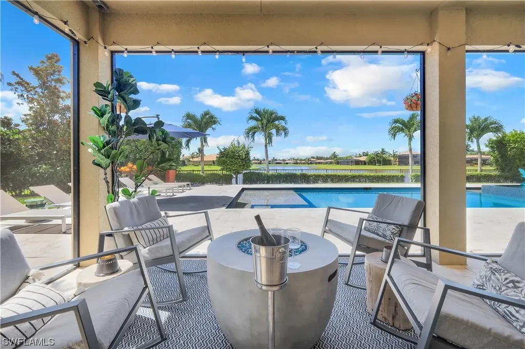 3994 Bering Court Naples FL 34119-8644
