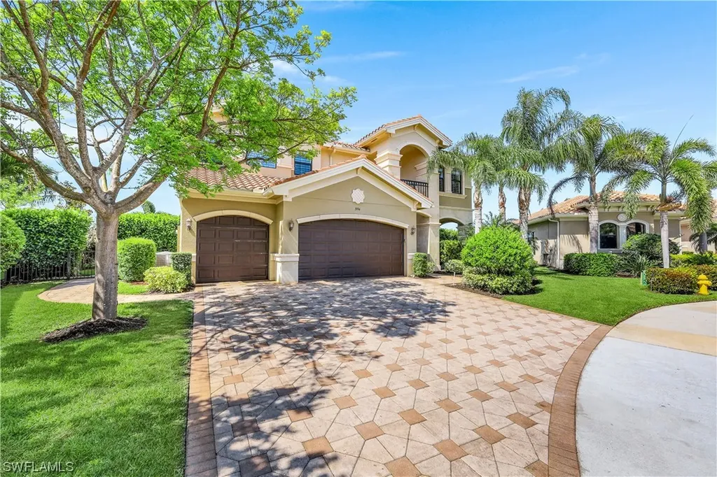3994 Bering Court Naples FL 34119-8644