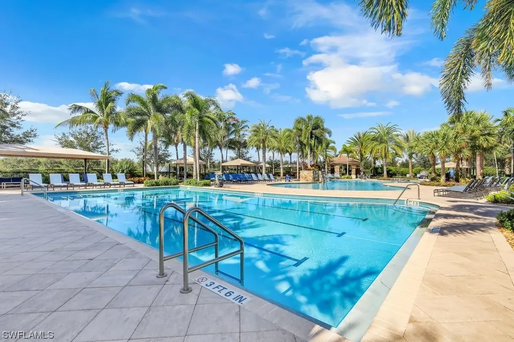3994 Bering Court Naples FL 34119-8644