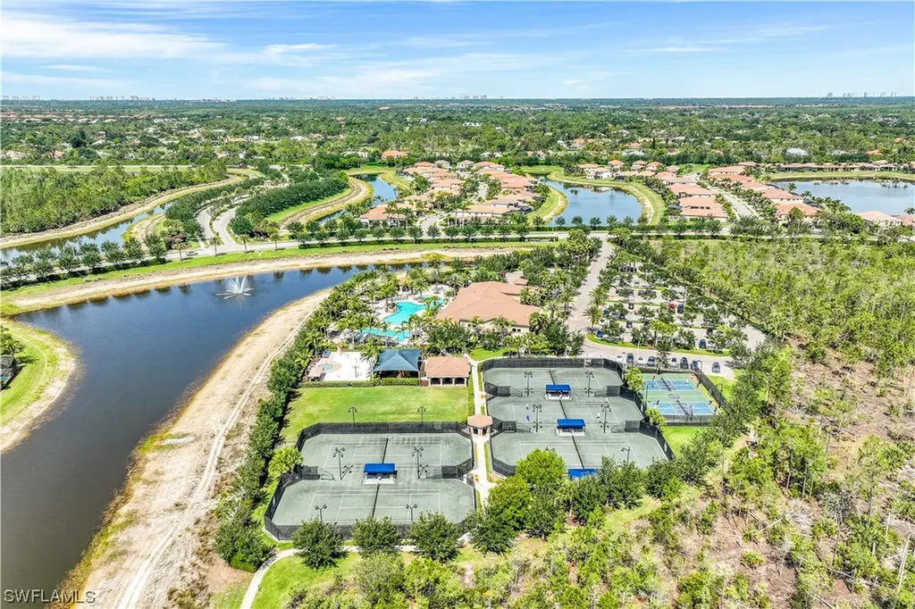 3994 Bering Court Naples FL 34119-8644