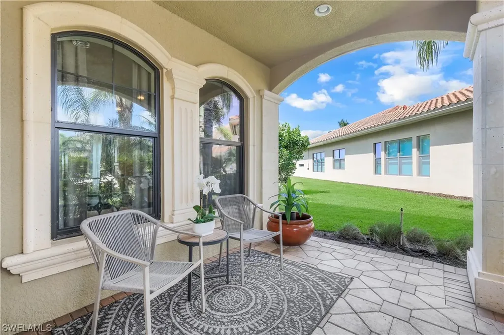 3994 Bering Court Naples FL 34119-8644