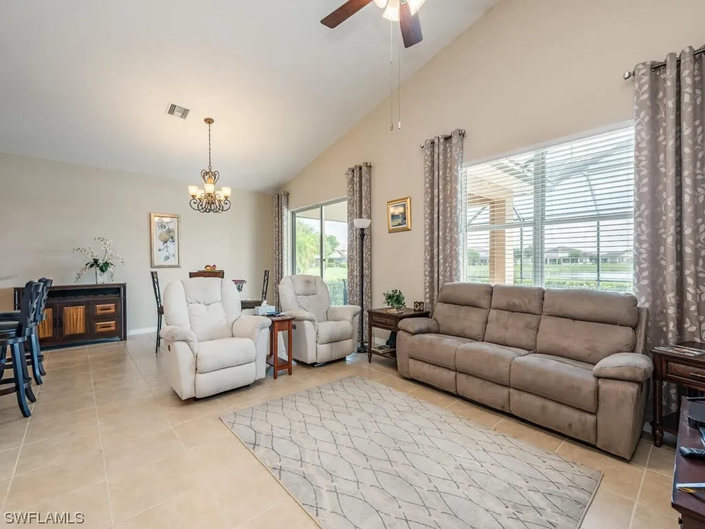 1568 Birdie Drive Naples FL 34120