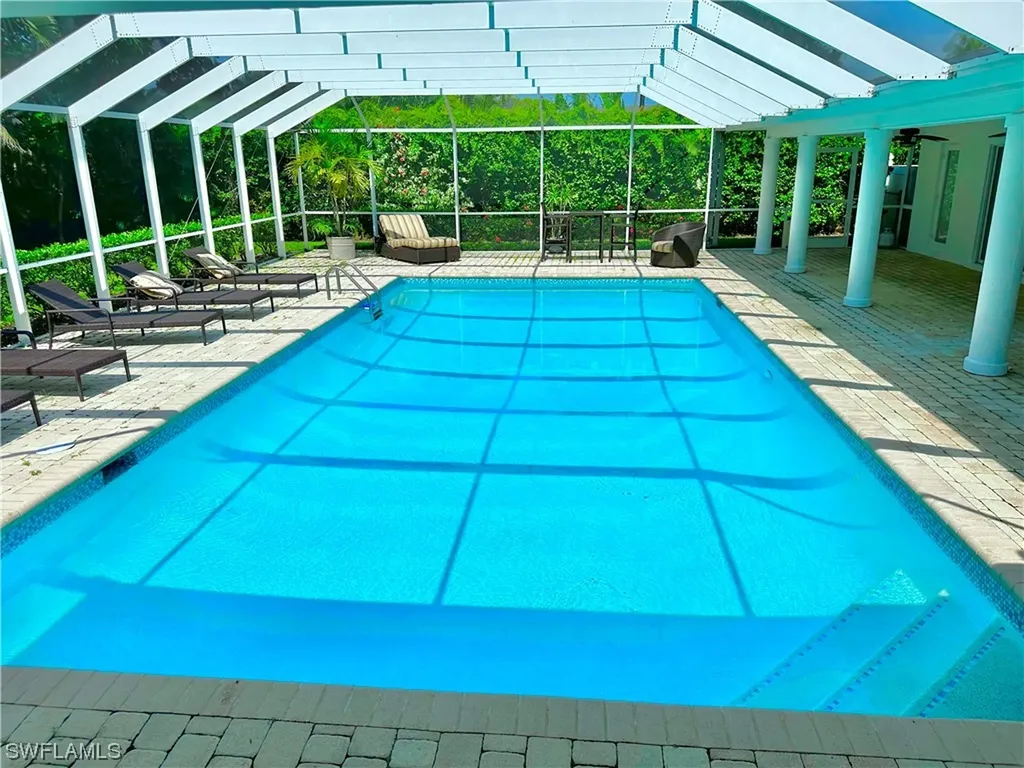 675 Regatta Road Naples FL 34103