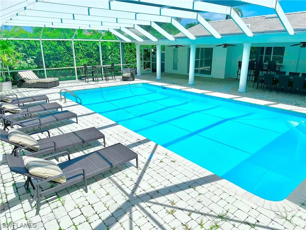 675 Regatta Road Naples FL 34103