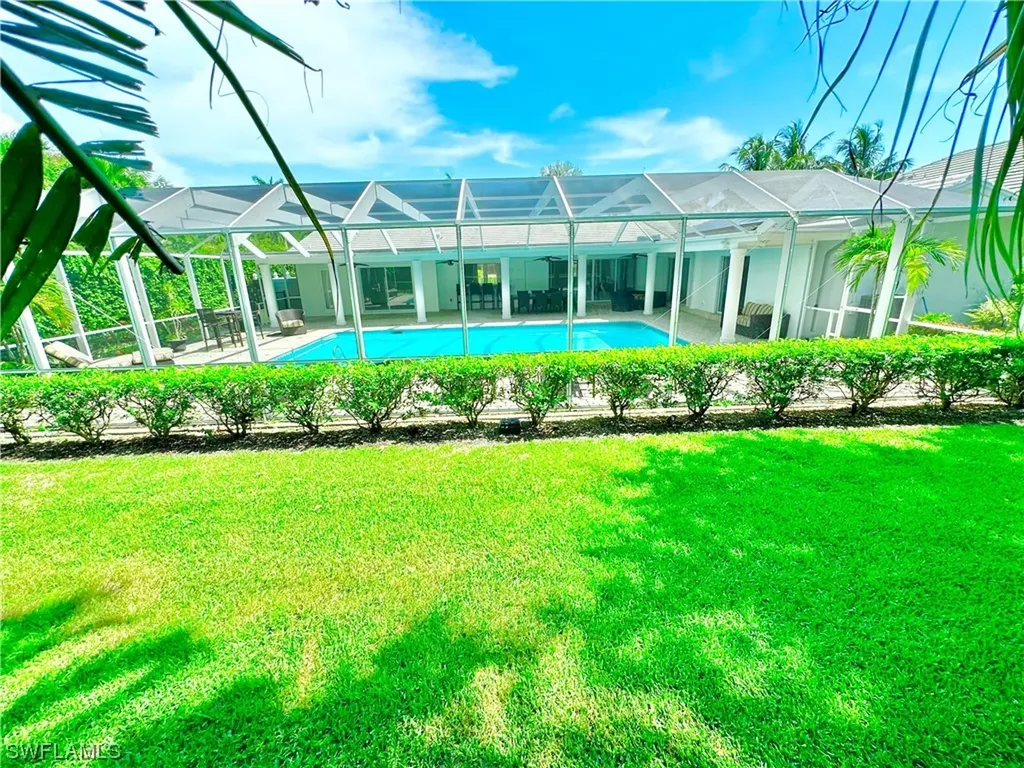 675 Regatta Road Naples FL 34103
