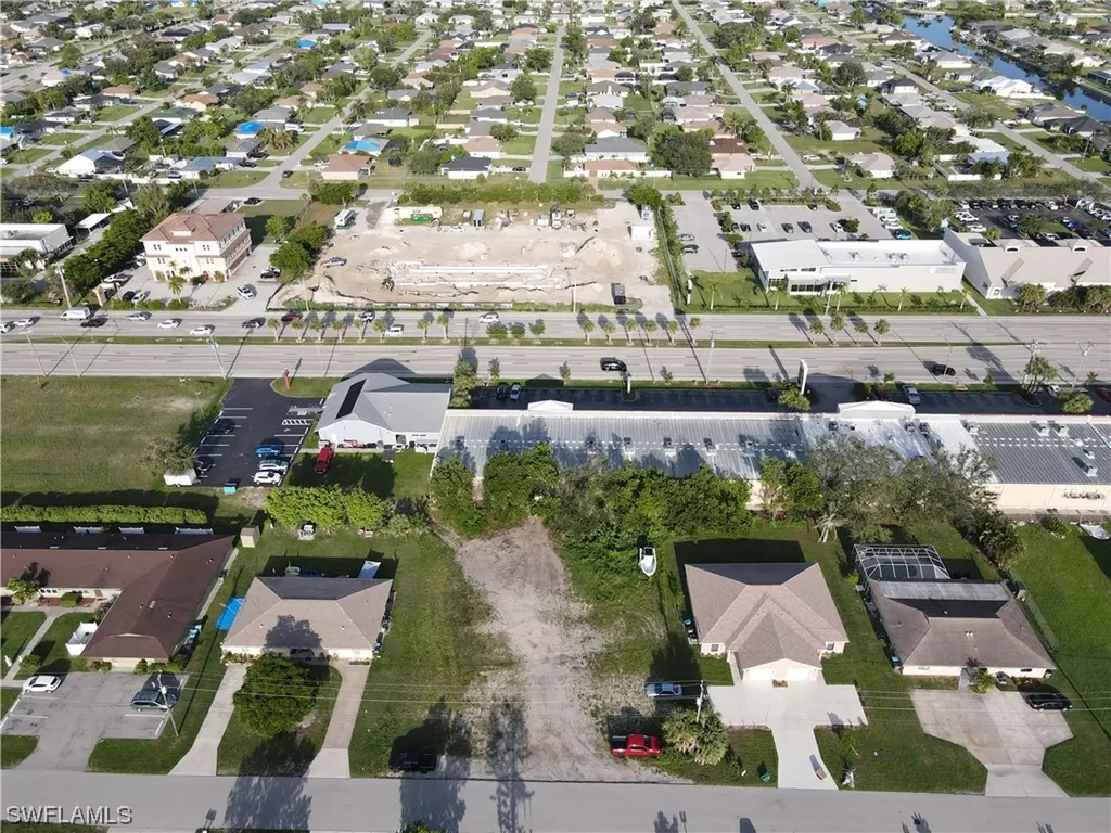 102 NE 16th Place Cape Coral FL 33909