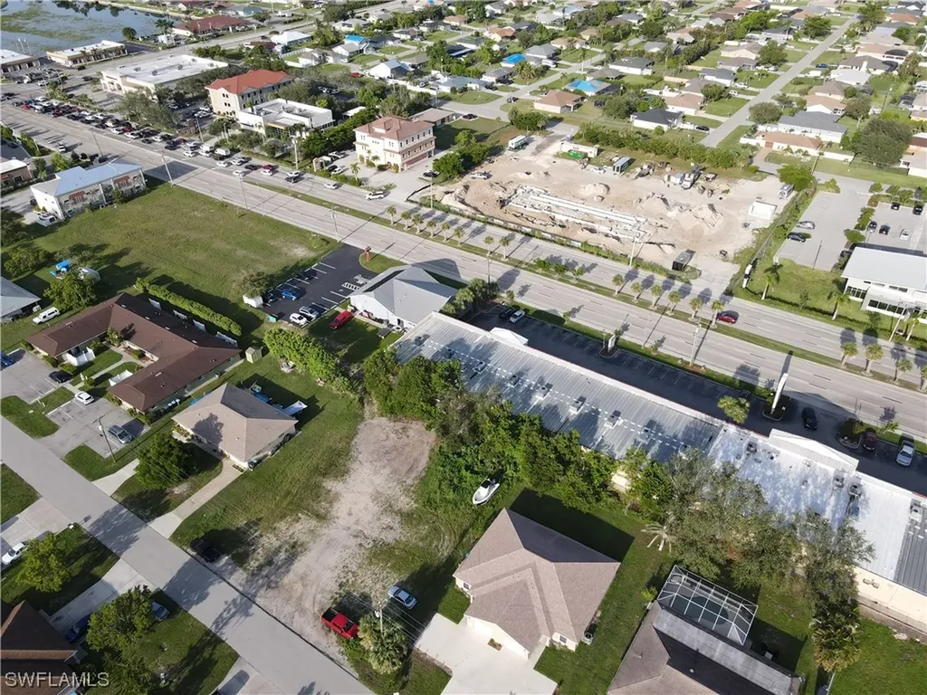 102 NE 16th Place Cape Coral FL 33909