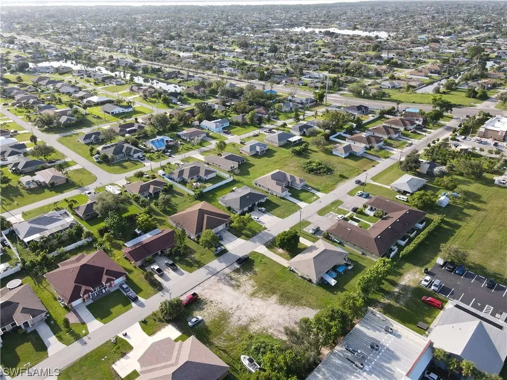 102 NE 16th Place Cape Coral FL 33909