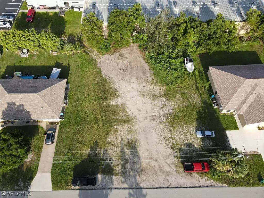 102 NE 16th Place Cape Coral FL 33909