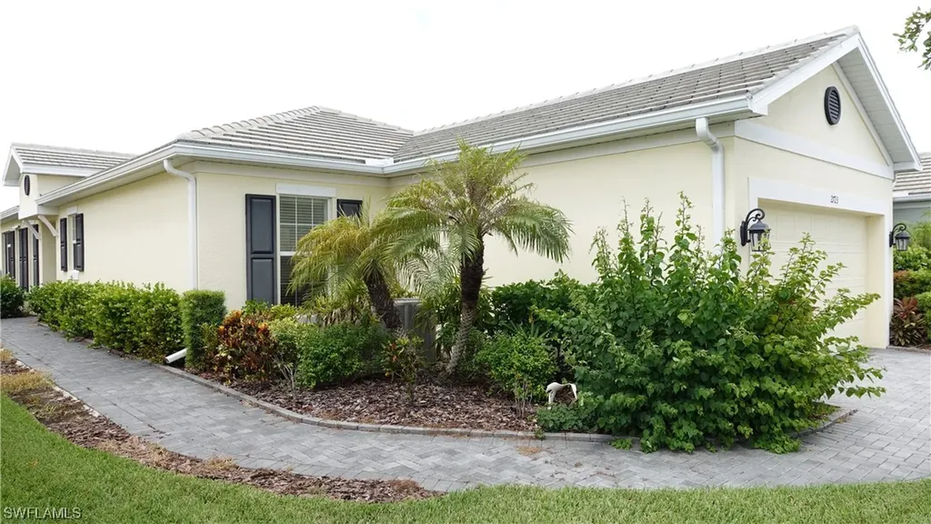 2723 Vareo Court Cape Coral FL 33991