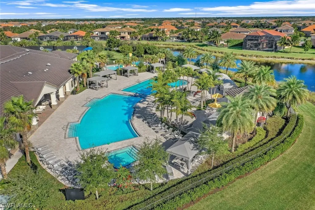 4500 Aurora Street Naples FL 34119
