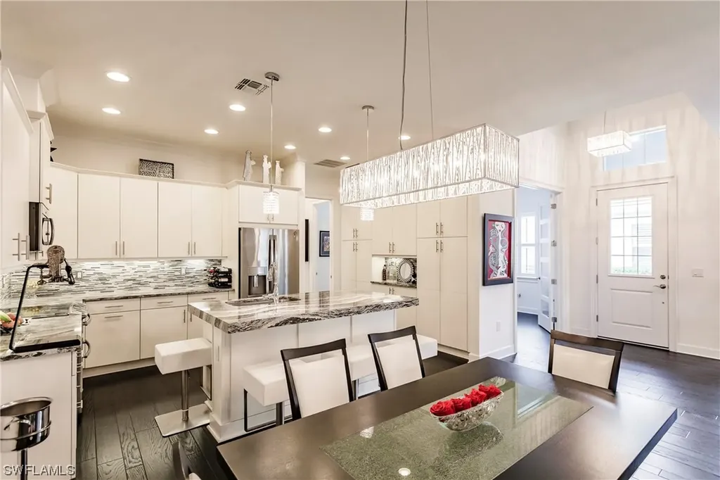 7157 Dominica Drive Naples FL 34113