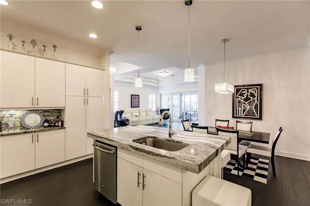 7157 Dominica Drive Naples FL 34113