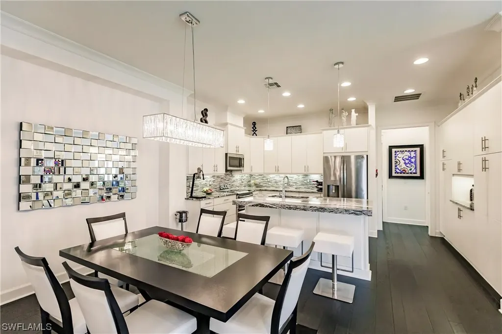 7157 Dominica Drive Naples FL 34113
