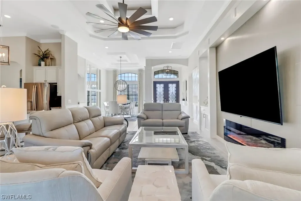 2325 Grenadines Way Naples FL 34120