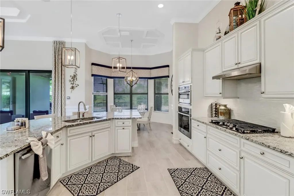 2325 Grenadines Way Naples FL 34120