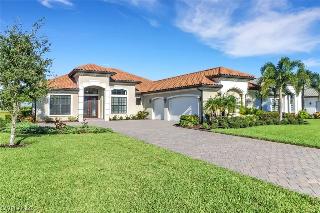 2325 Grenadines Way Naples FL 34120