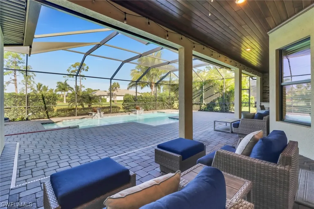 2325 Grenadines Way Naples FL 34120