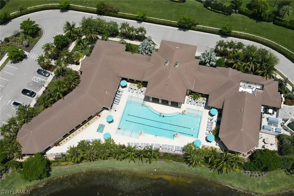 2325 Grenadines Way Naples FL 34120