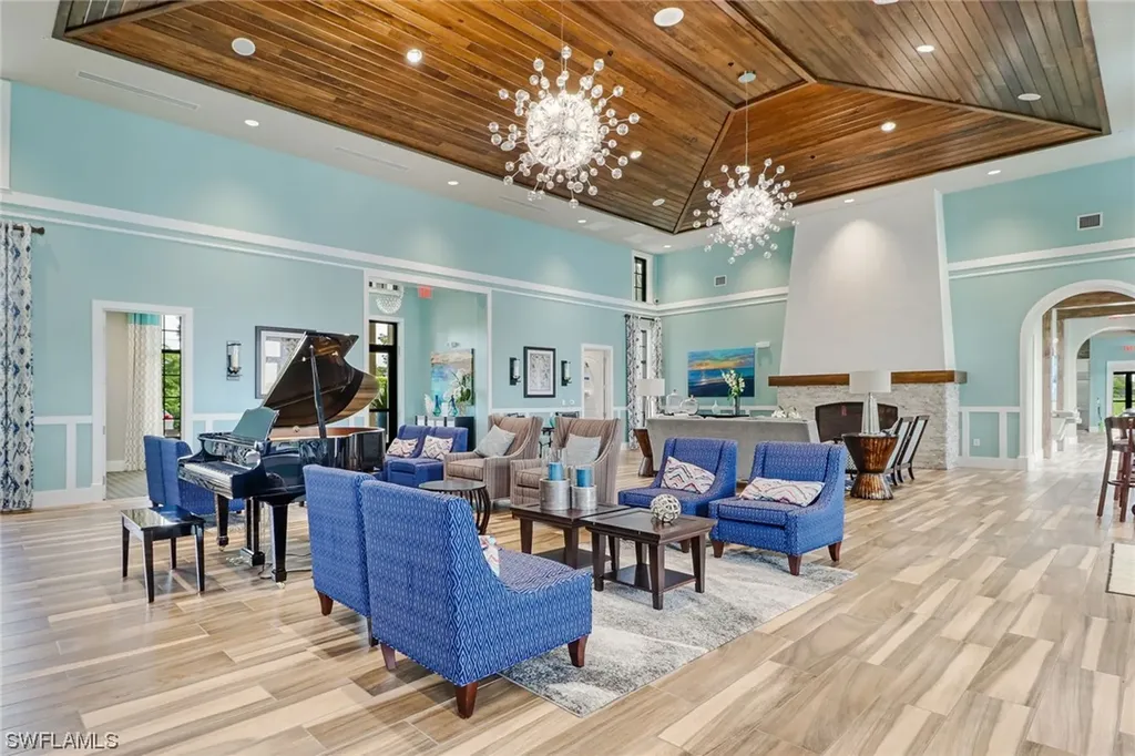 2325 Grenadines Way Naples FL 34120