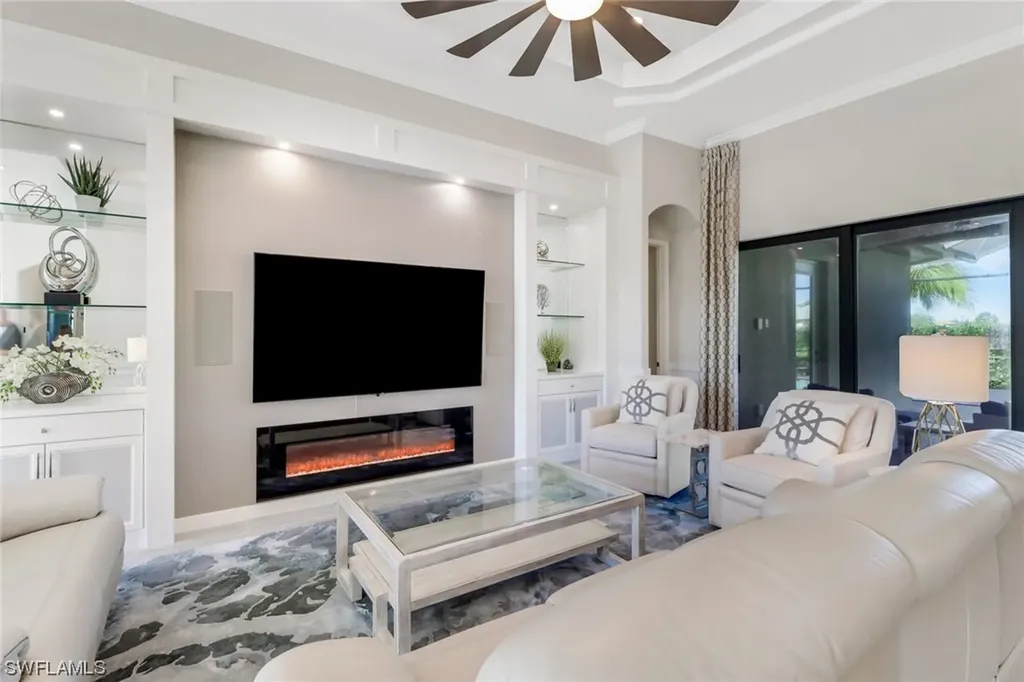 2325 Grenadines Way Naples FL 34120