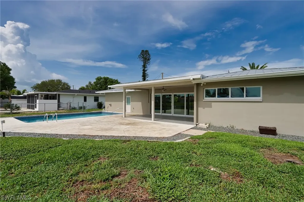 5325 Cocoa Court Cape Coral FL 33904