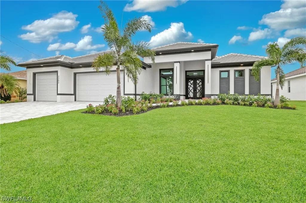 2202 SW 38th Terrace Cape Coral FL 33914