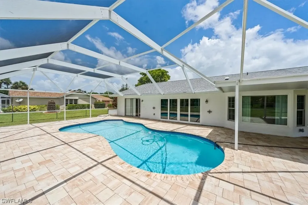 519 Mcarthur Avenue Lehigh Acres FL 33936