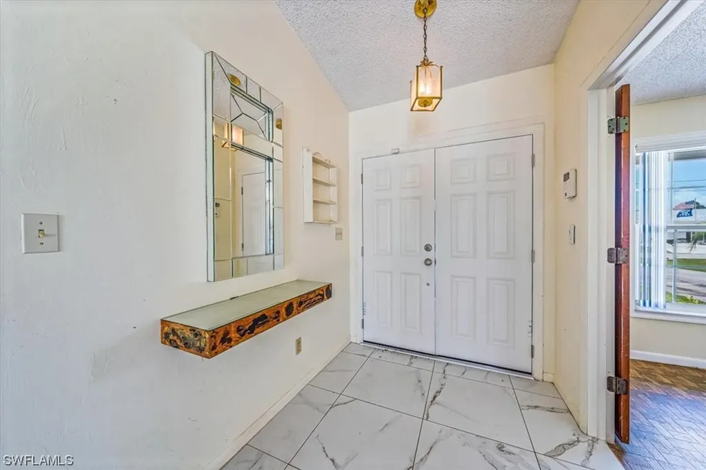 519 Mcarthur Avenue Lehigh Acres FL 33936