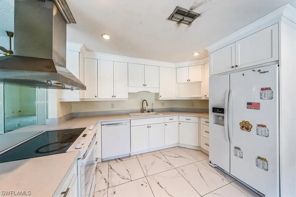 519 Mcarthur Avenue Lehigh Acres FL 33936