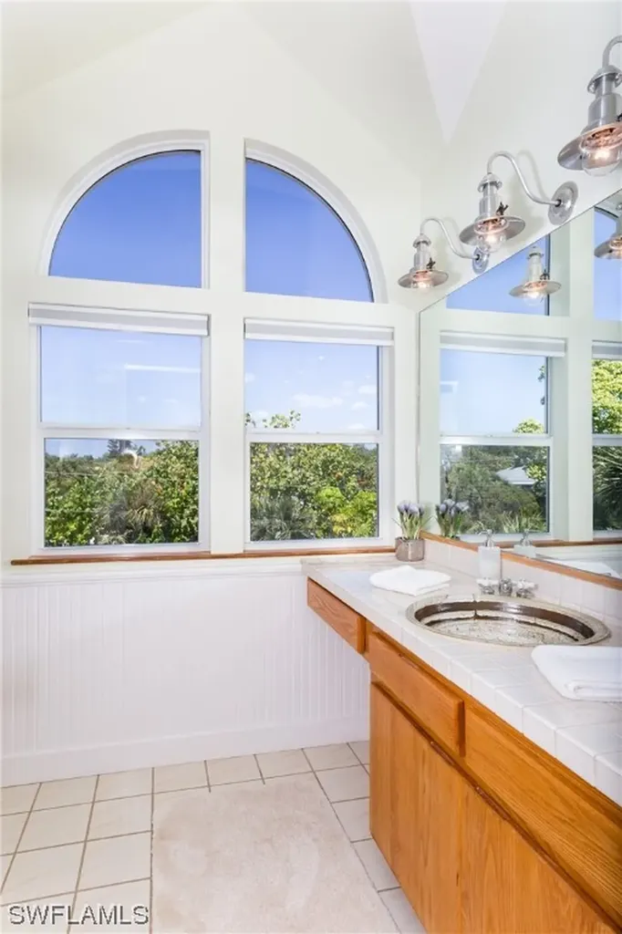 501 Lagoon Drive Sanibel FL 33957