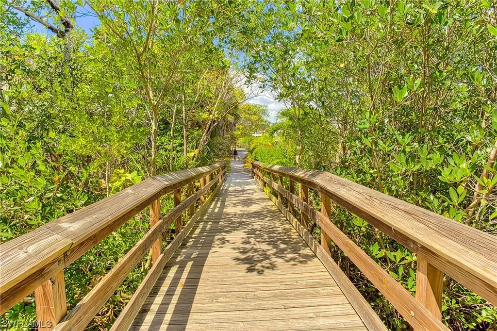 501 Lagoon Drive Sanibel FL 33957