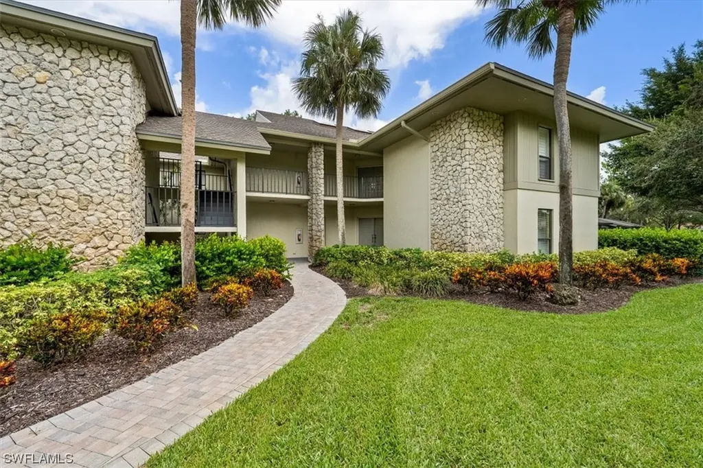 54 Cypress View Drive Naples FL 34113