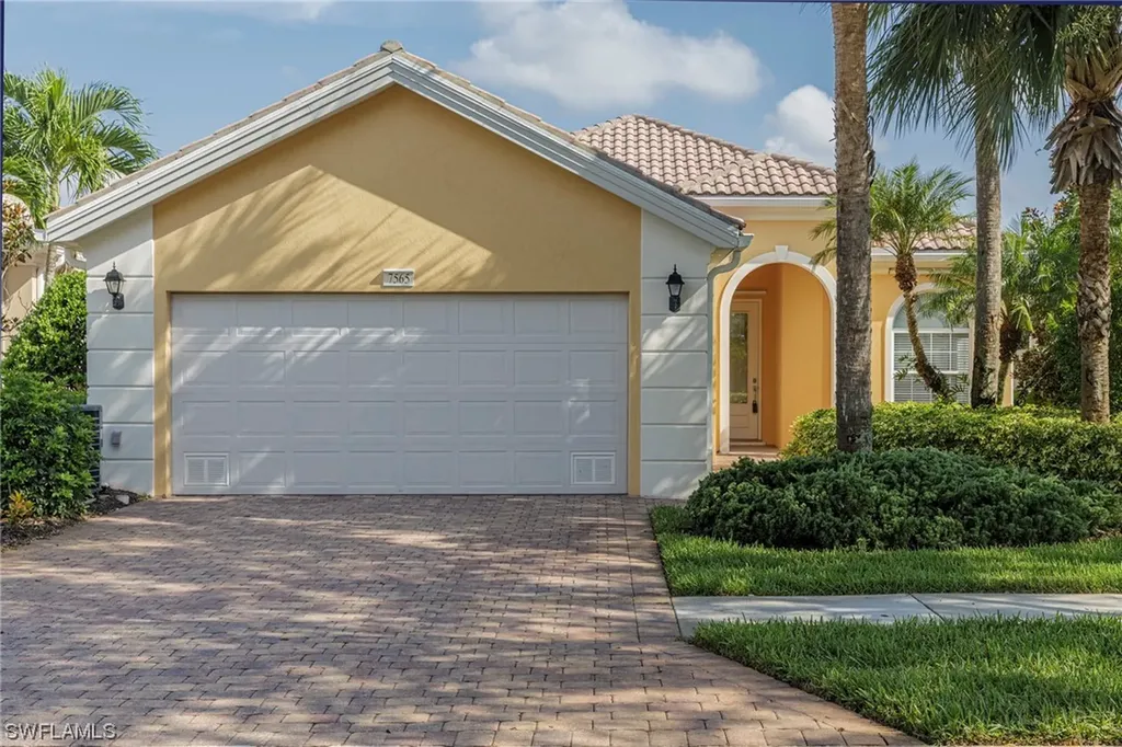 7565 Garibaldi Court Naples FL 34114