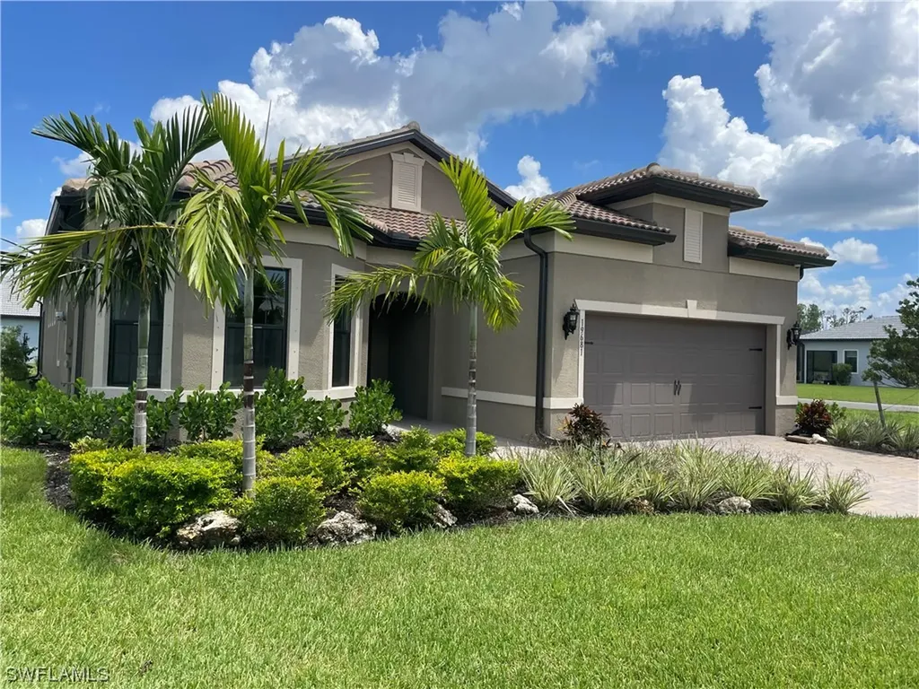 19681 Aqua View Lane Fort Myers FL 33913