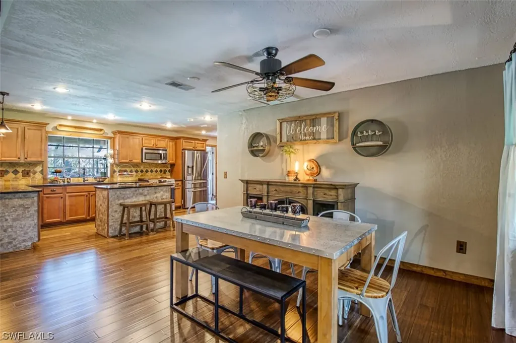 15780 Country Court Fort Myers FL 33912