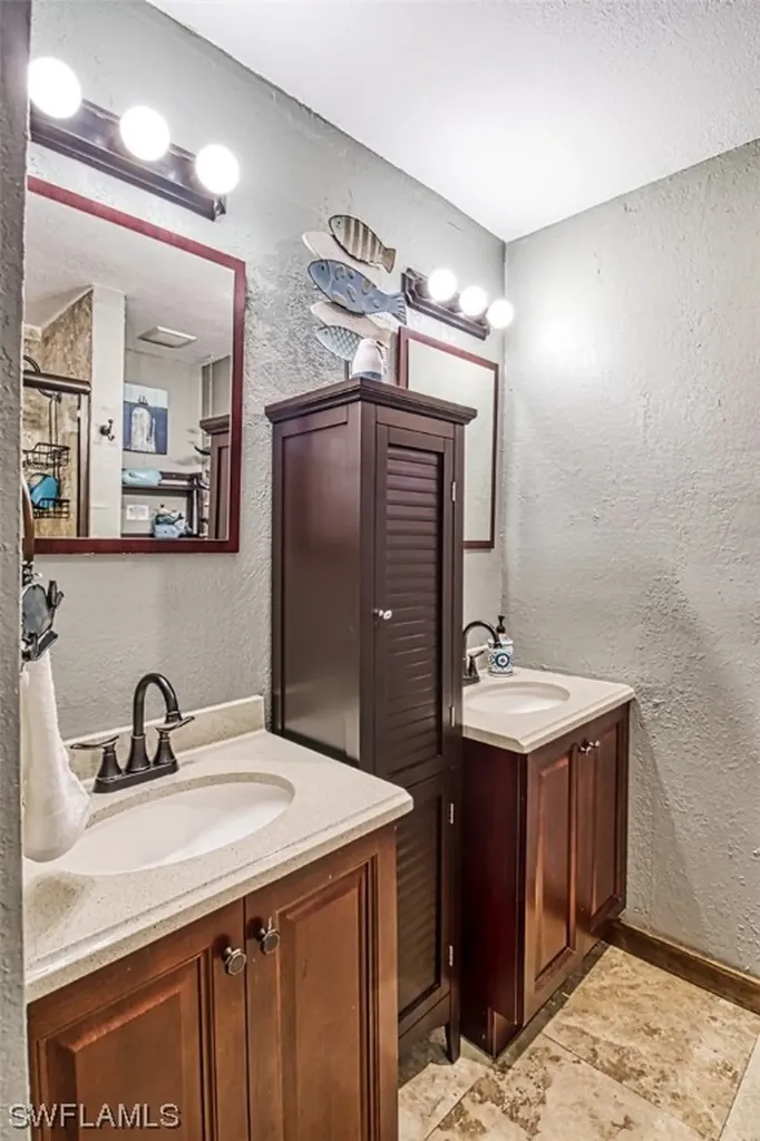 15780 Country Court Fort Myers FL 33912