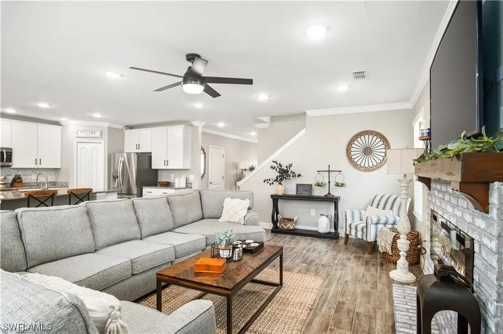 8783 Cascade Price Circle North Fort Myers FL 33917