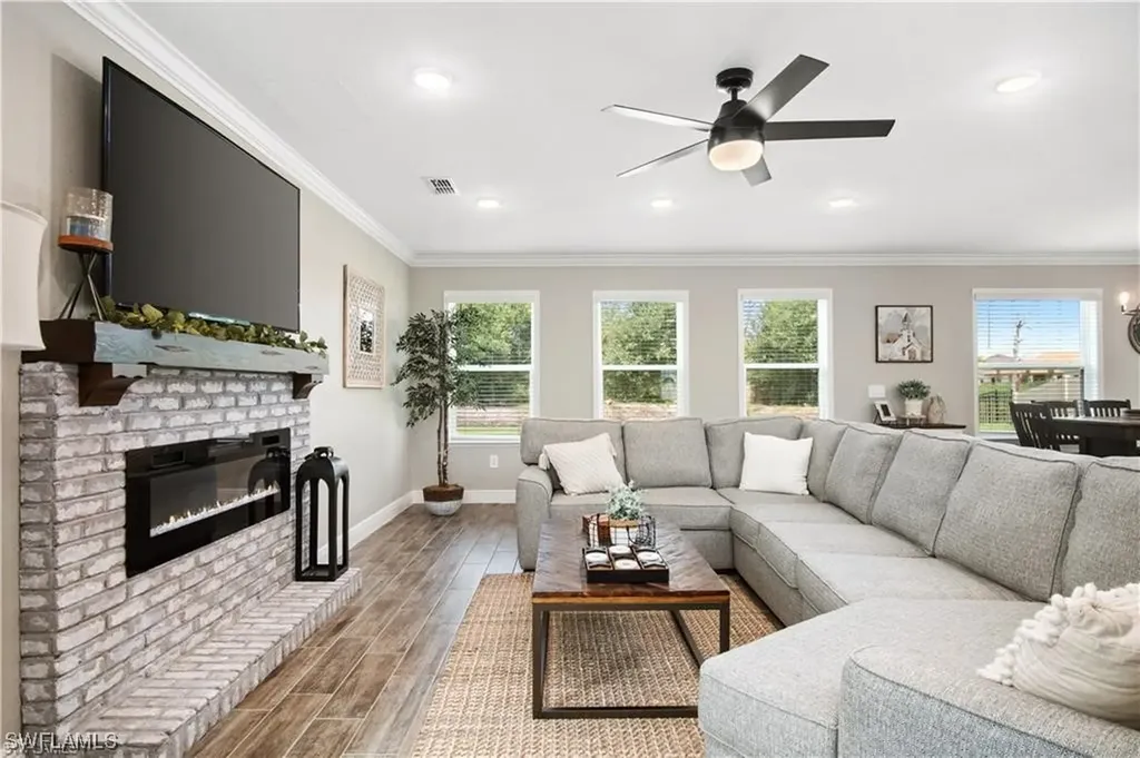 8783 Cascade Price Circle North Fort Myers FL 33917