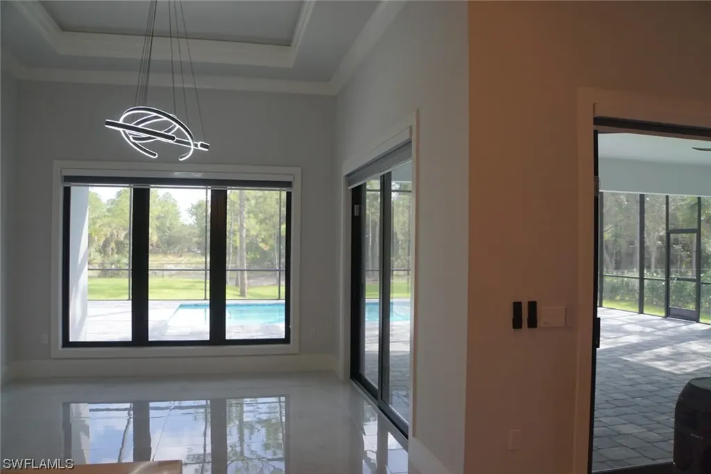 284 16th Avenue NE Naples FL 34120