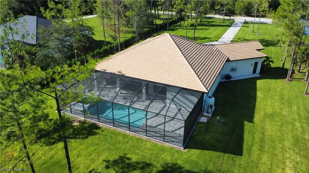 284 16th Avenue NE Naples FL 34120