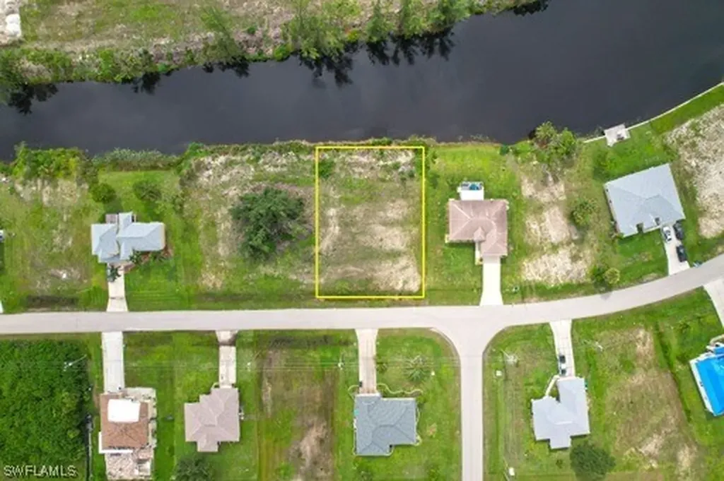 3810 NE 17th Avenue Cape Coral FL 33909