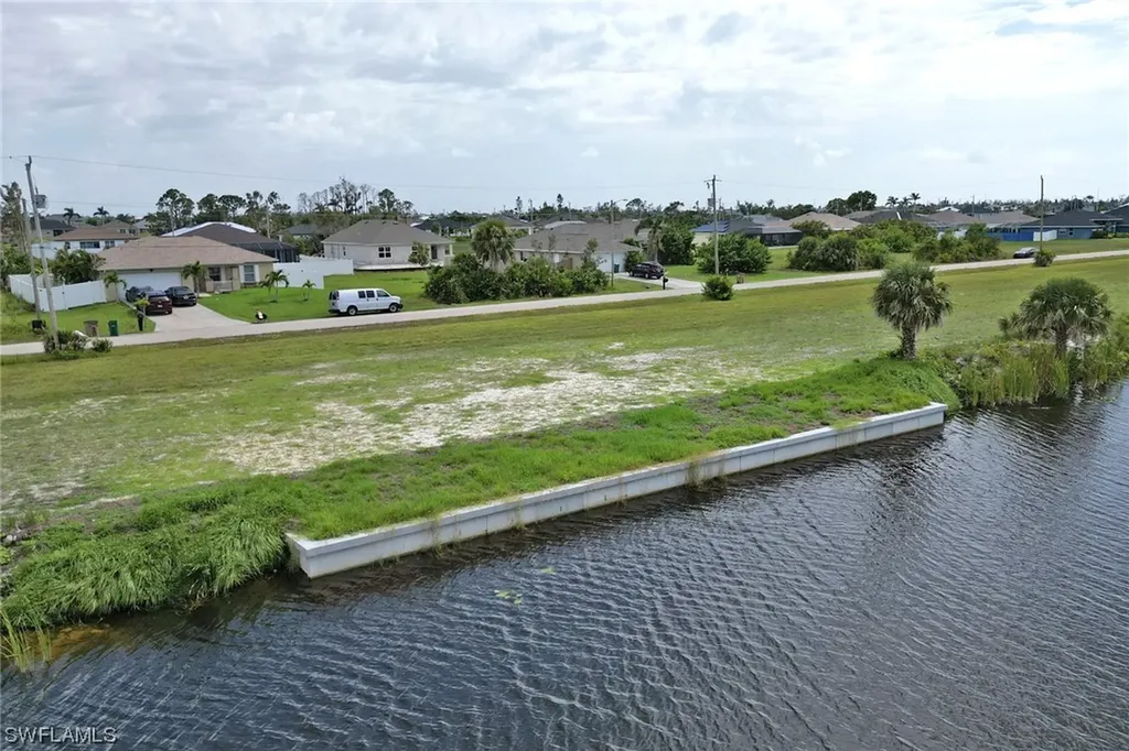 2847 NW 6th Street Cape Coral FL 33993