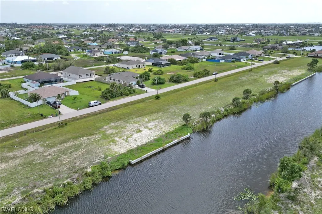 2847 NW 6th Street Cape Coral FL 33993