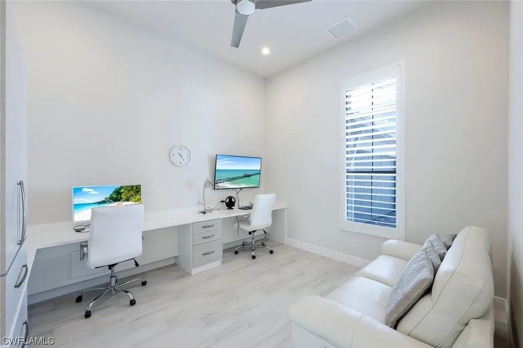 8959 Redonda Drive Naples FL 34114