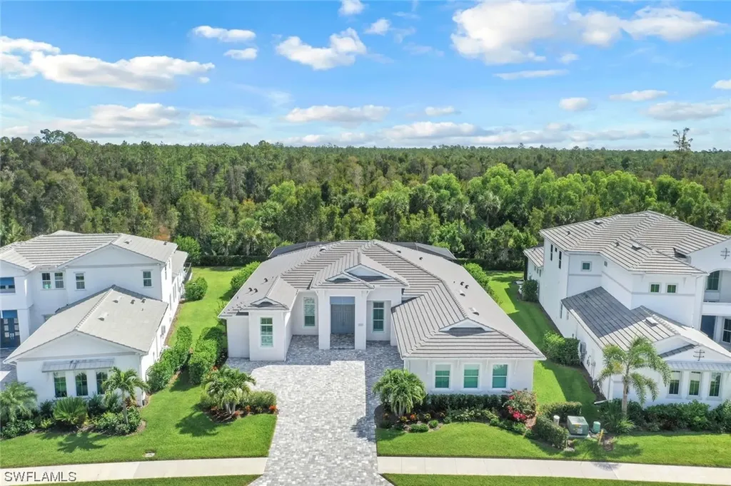 8959 Redonda Drive Naples FL 34114