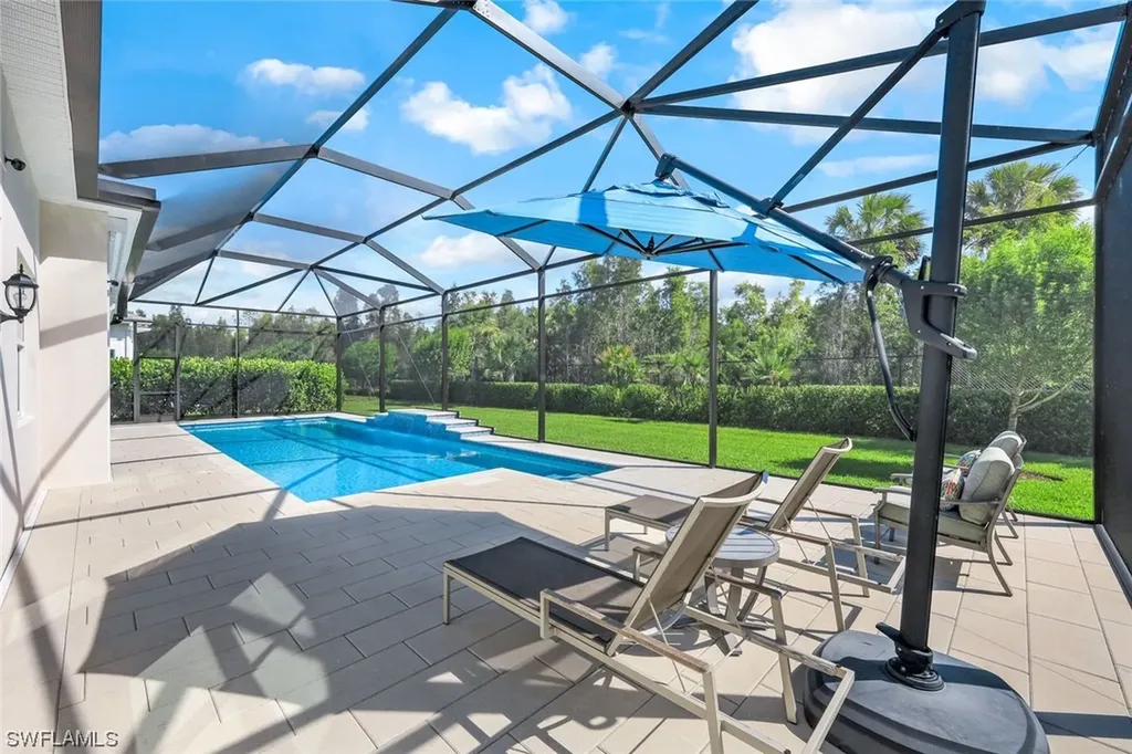 8959 Redonda Drive Naples FL 34114