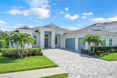 8959 Redonda Drive Naples FL 34114