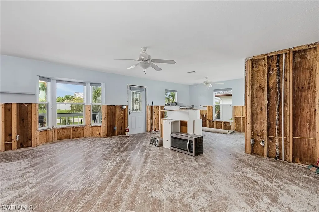 2436 Sapodilla Lane St. James City FL 33956